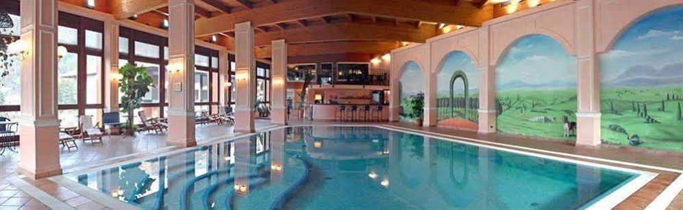 Comano Cattoni Holiday Понте-делле-Арке Экстерьер фото