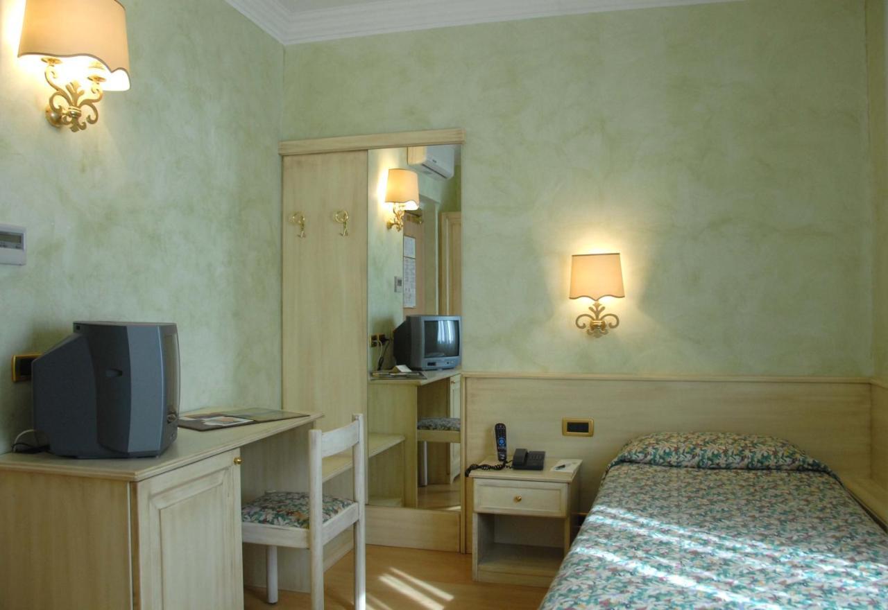 Comano Cattoni Holiday Понте-делле-Арке Экстерьер фото